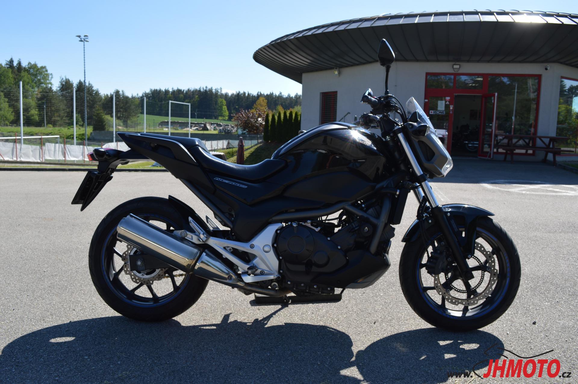 Хонда ns 700s